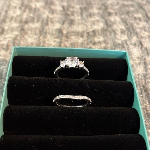 Size 7 Fashion Ring Set - Picture 6 of 10